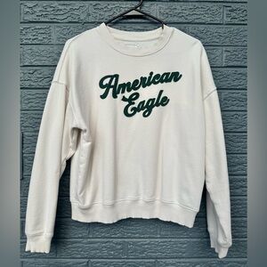 American Eagle Cream Crewneck Sweatshirt